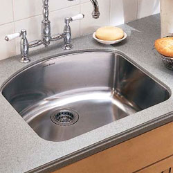 American Undermount Standard Kitchen Sink